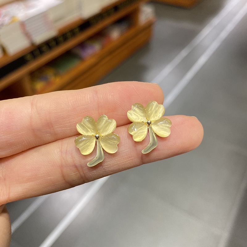 Khuyên Tai Hình Bông Hoa Nhỏ Dễ Thương Tươi Tắn Cho Học Sinh