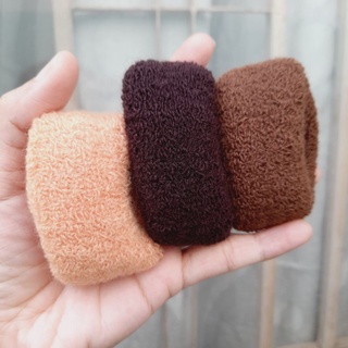 Len cột tóc mềm tone màu nâu