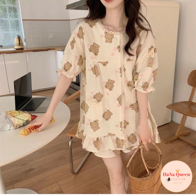 Bộ đồ cộc đùi hoạ tiết gấu phối ren chất muslin cao cấp cực đẹp