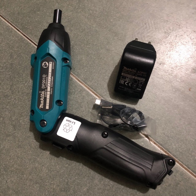 Máy vít pin 3.6V makita DF001D