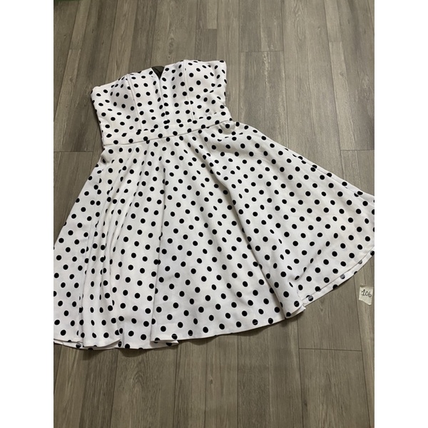 2hand đầm cúp ngực chấm bi