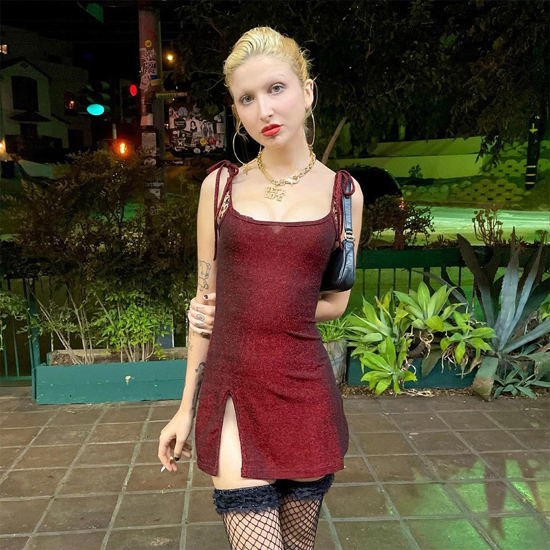 Brroa Đầm Ôm Hai Dây Màu Đỏ Đậm Đính Kim Tuyến Lấp Lánh Xẻ Tà Bên Hông Phong Cách Harajuku Gợi Cảm Cho Nữ