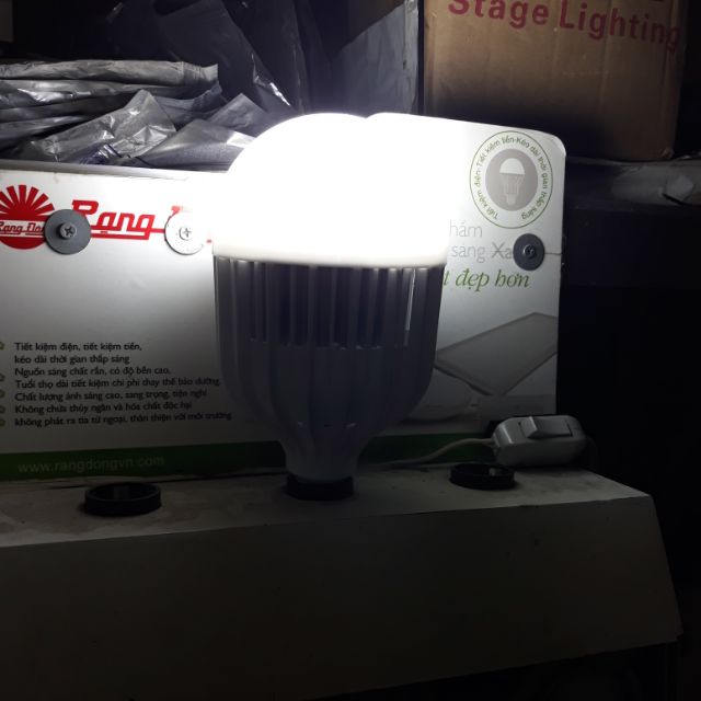 BÓNG ĐÈN LED TRỤ TOWO 36W.