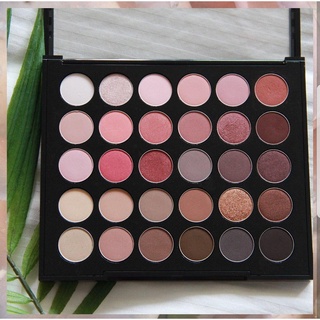Phấn Mắt Nature Republic Pro Touch Color Master Shadow Palette