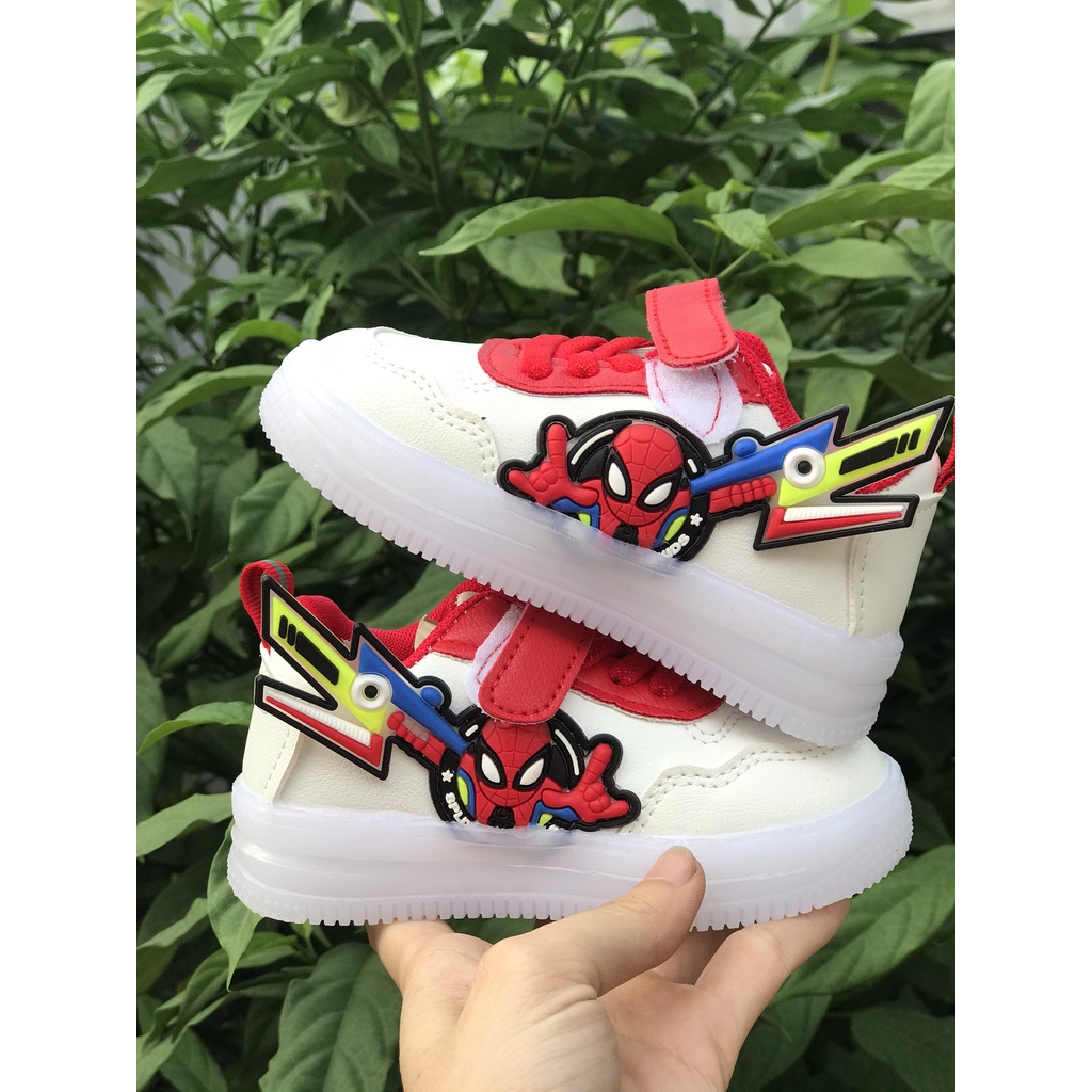 Giày thể thao siêu nhân người nhện đèn led nhấp nháy cho bé trai màu trắng siêu nhẹ có hộp da PU mềm 5151
