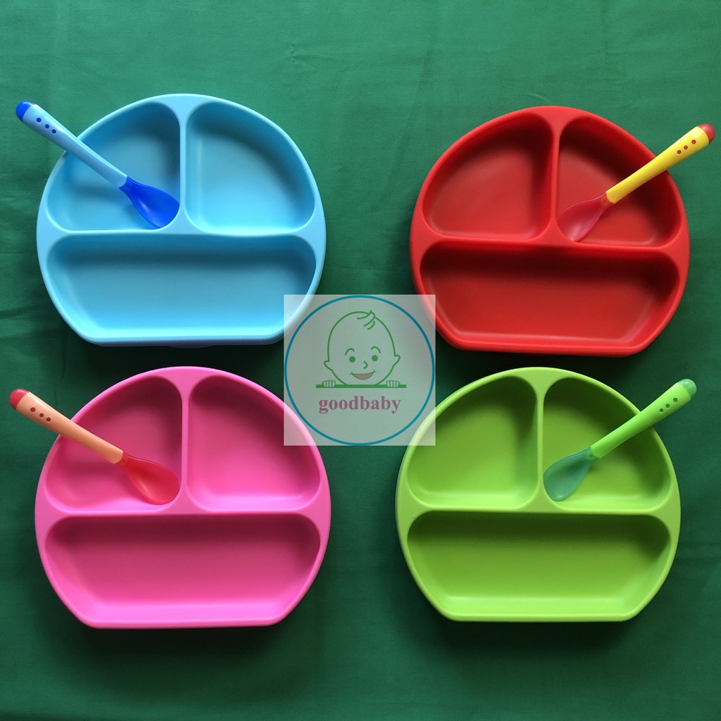( Tặng Kèm Thìa Silicon Báo Nóng) Khay Ăn Dặm Silicon 3 Ngăn Có Đế Hút Chân Không Tránh Đổ Vỡ GoodBaby.