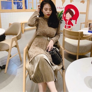 Váy chân nhung kèm đai