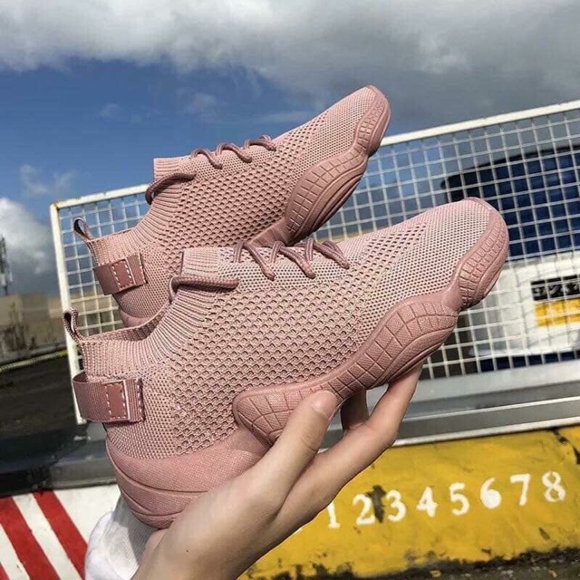 Giày thể thao !!!