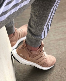 Giày sneaker ultra boost 4.0 pale pink