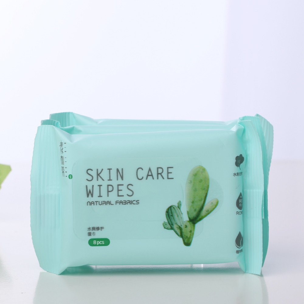 Khăn ướt làm sạch thanh mát xương rồng 8 miếng*10 bao - MINIGOOD
