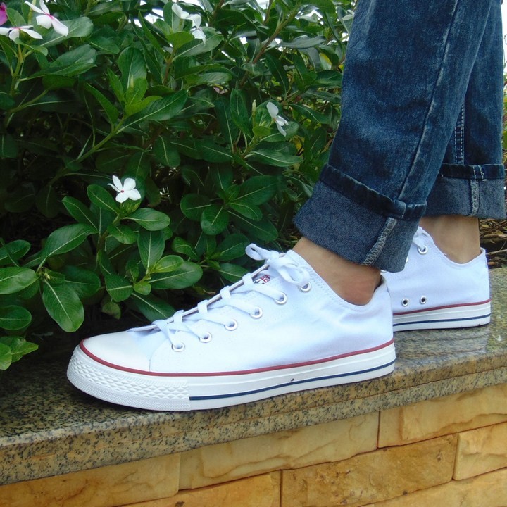 Giày CV Classic Cổ Thấp Nam Trắng
