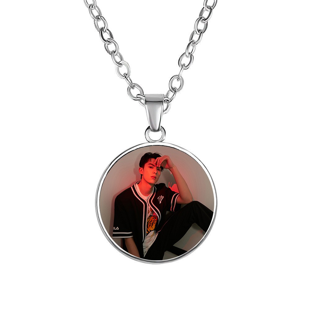 Vòng cổ in hình VƯƠNG HẠC ĐỆ VƯỜN SAO BĂNG xinh xắn quà tặng độc đáo idol diễn viên