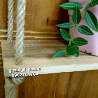 Ván làm kệ treo tường