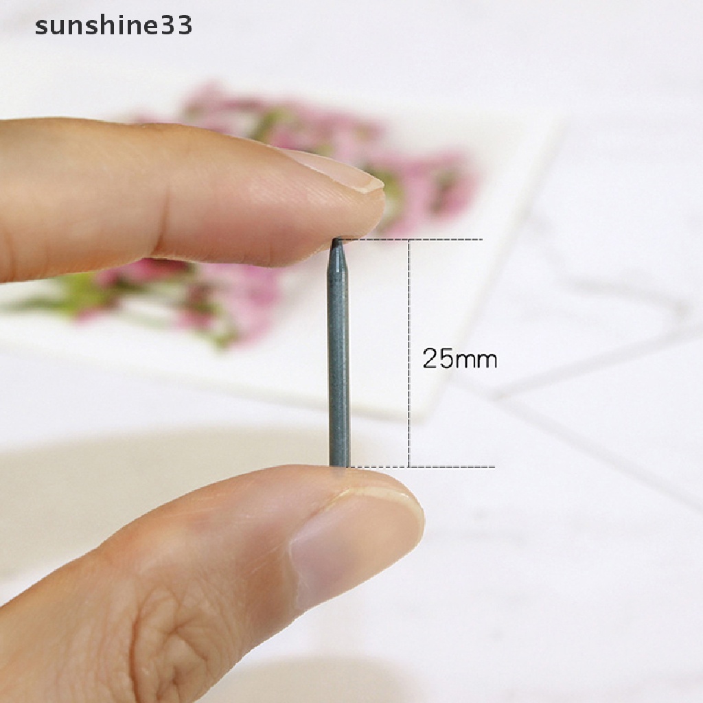 Mô hình hộp bút sáp 13 màu trang trí nhà búp bê 1:12