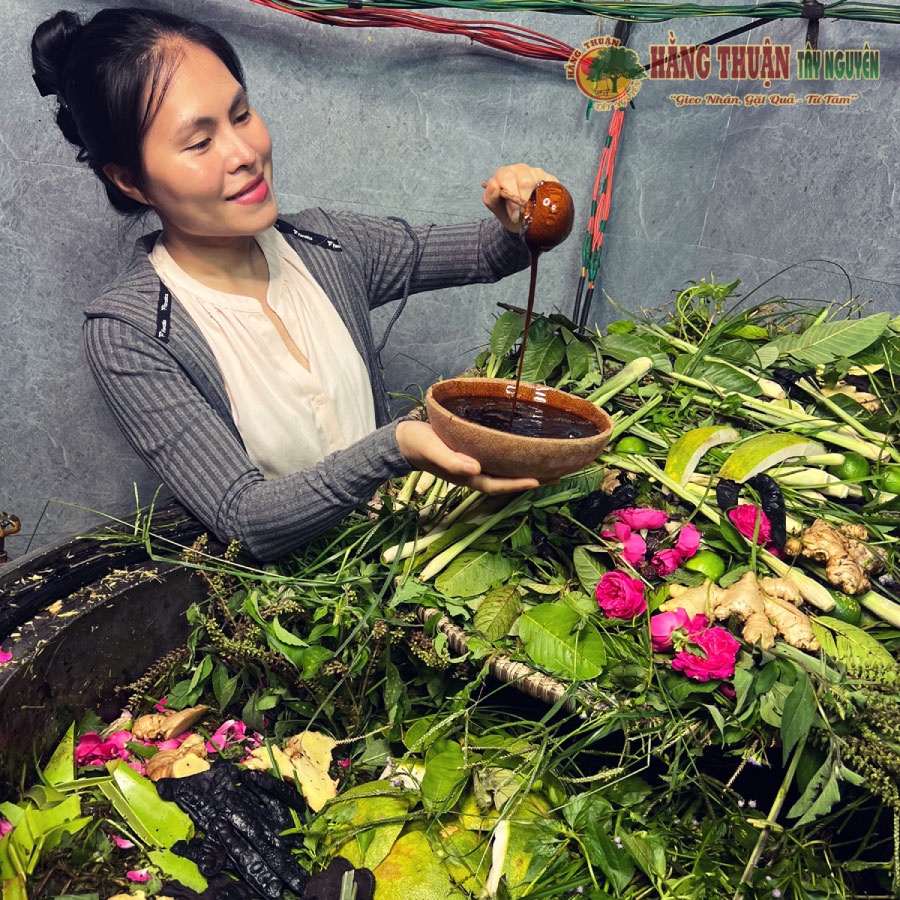 Dầu Gội Thảo Dược Hằng Thuận Tây Nguyên - Giảm Rụng Tóc Bạc Tóc