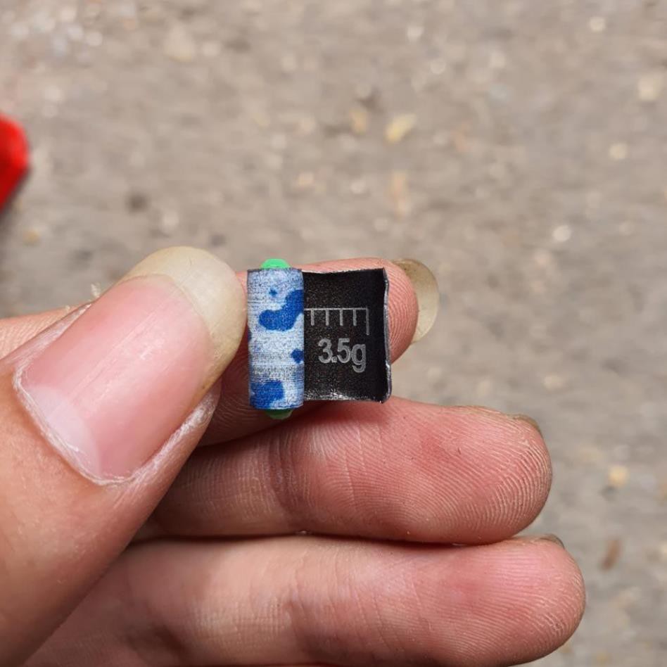 Chì câu đài tàng hình