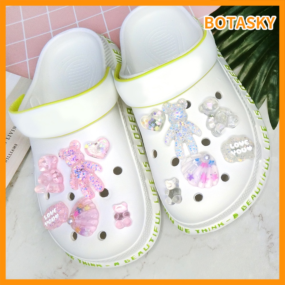 1 Bộ 6 Phụ Kiện Trang Trí Giày Crocs Hình Chú Gấu Đính Kim Sa Xinh Xắn