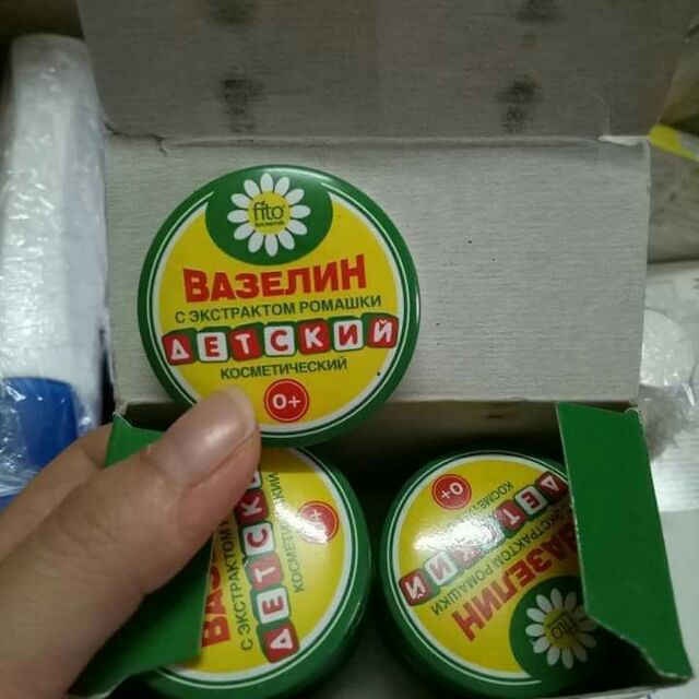 Sáp nẻ hoa cúc