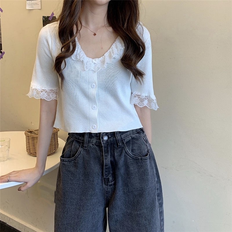 Áo Croptop Dệt Kim Tay Ngắn Cổ Chữ V Phối Ren Xinh Xắn Cho Nữ