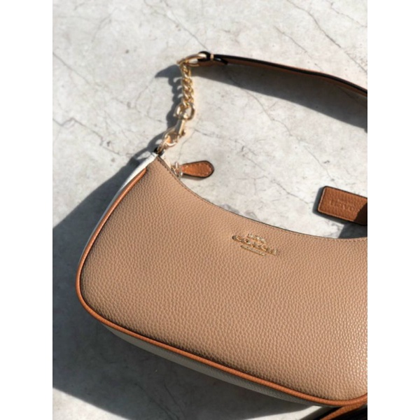 TÚI COACH DÁNG THUYỀN