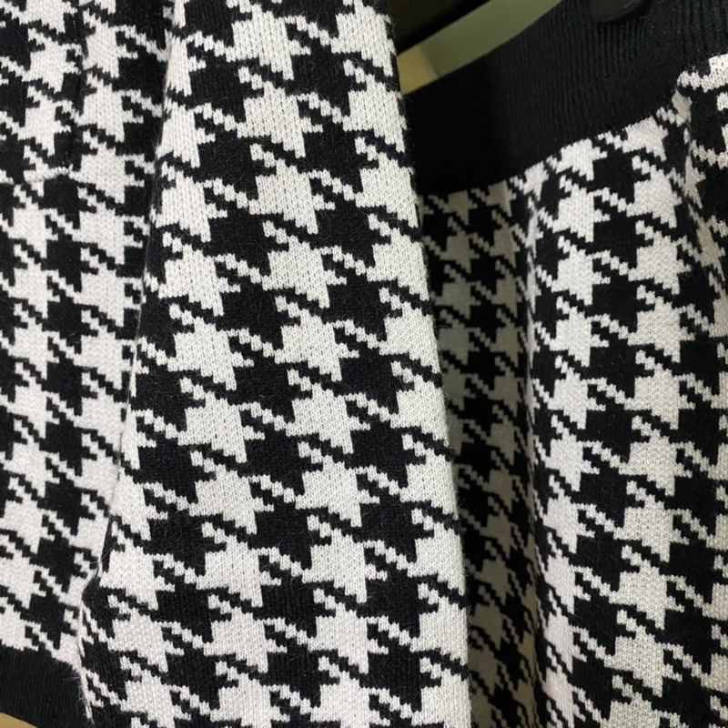 Set len đen trắng