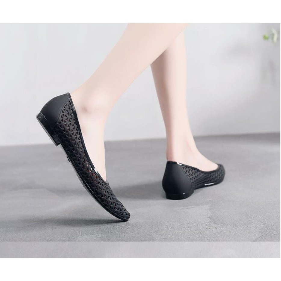 GIẦY NHỰA NỮ THƠM DẺO THỜI TRANG CAO CẤP MŨI NHỌN ĐẾ BỆT ĐI MƯA GNN08 | BigBuy360 - bigbuy360.vn