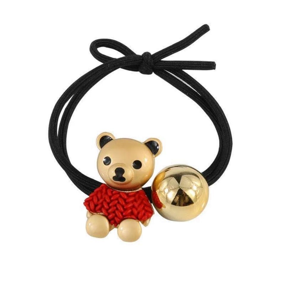 Cột tóc gấu vàng tai đen mặc áo dễ thương CT131