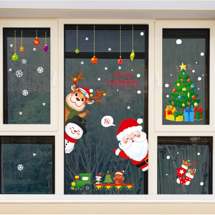 Decal dán tường trang trí Noel - Noel chào khách rèm châu đoàn tàu