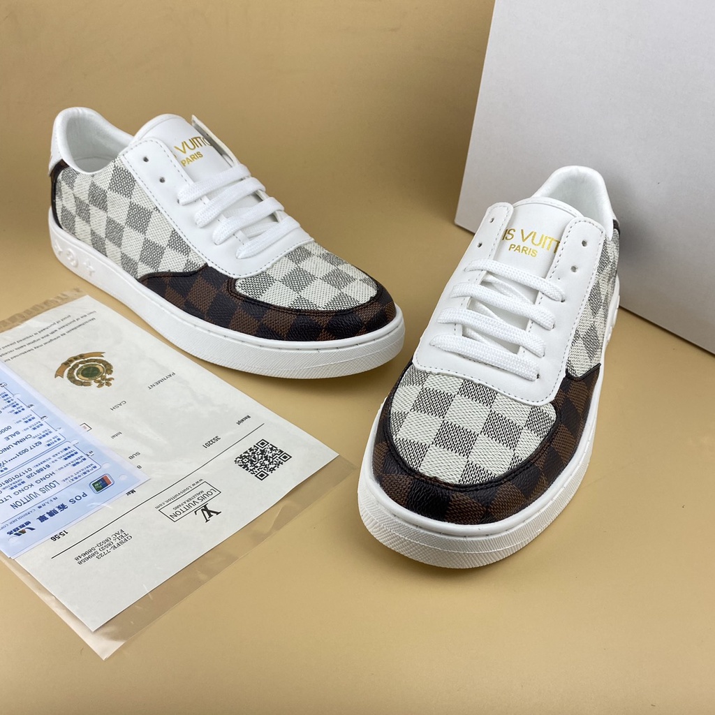 Giày nam sneaker LV là mẫu giày thể thao mới nhất 2 màu caro trắng nổi trội, sang trọng đế cao su chỉ máy chắc chắn