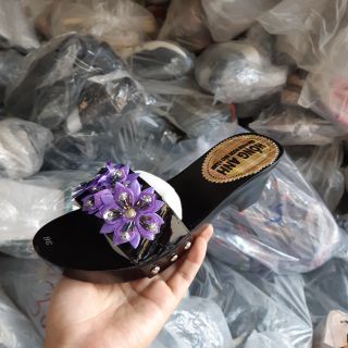 Guốc hồng anh 2 màu đen và tím