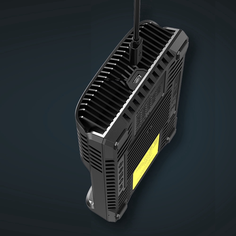 Bộ Sạc Pin Nitecore UM4 4 Cổng USB Màn Hình LCD Ni-Cd Ni-MH Li-ion MAX 3A
