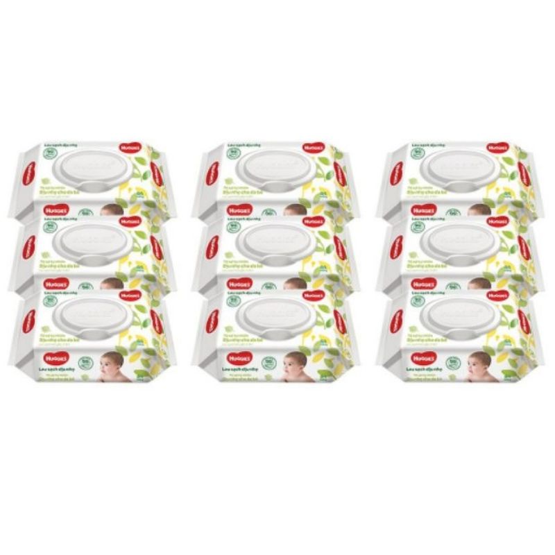 Thùng 12 gói khăn giấy ướt Huggies 64 tờ (không mùi)