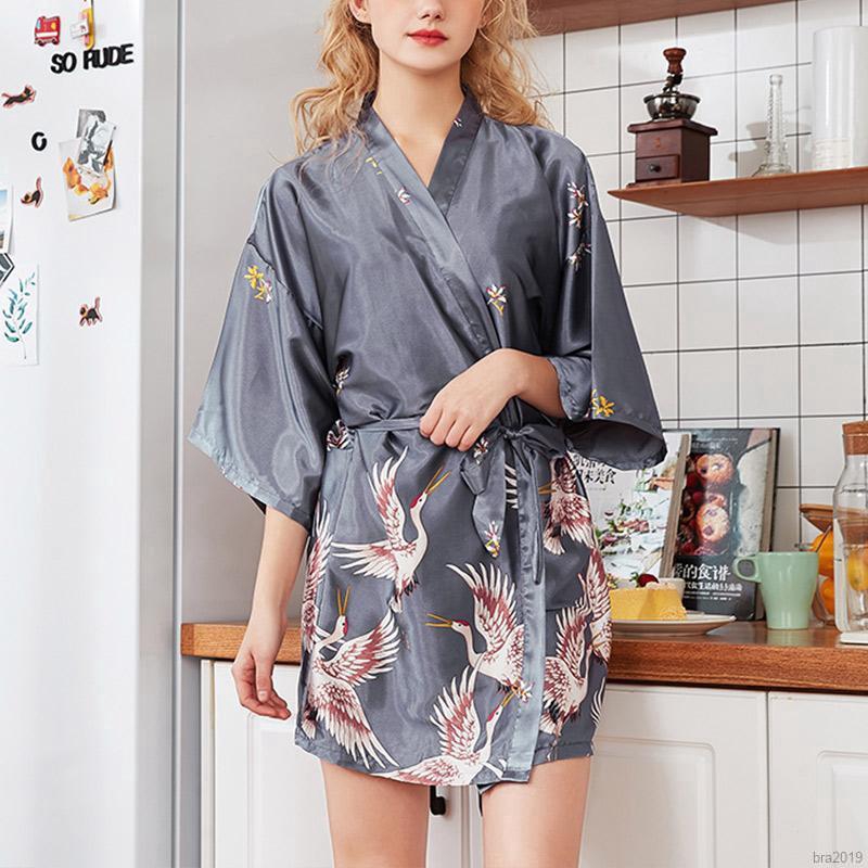 Áo khoác ngủ mỏng vạt ngắn tay lửng kèm dây lưng in họa tiết cho nữ | WebRaoVat - webraovat.net.vn