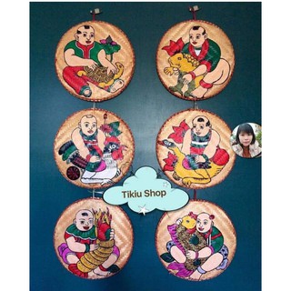 Tranh đông hồ treo tường trên mẹt tre