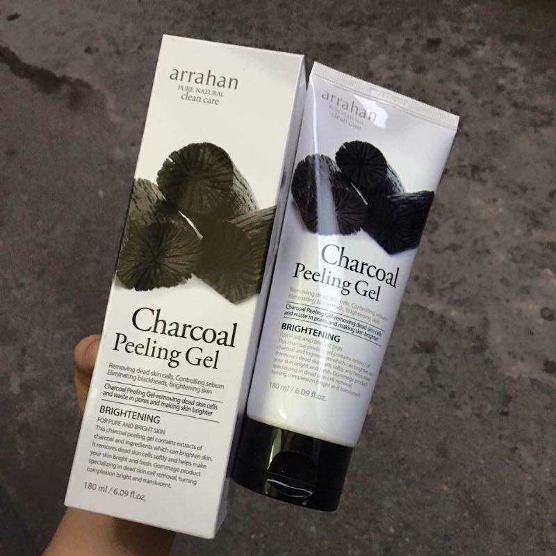  Tẩy tế bào da chết sạch bã nhờn và ngăn ngừa mụn ARRAHAN CHARCOAL PEELING GEL 180ml