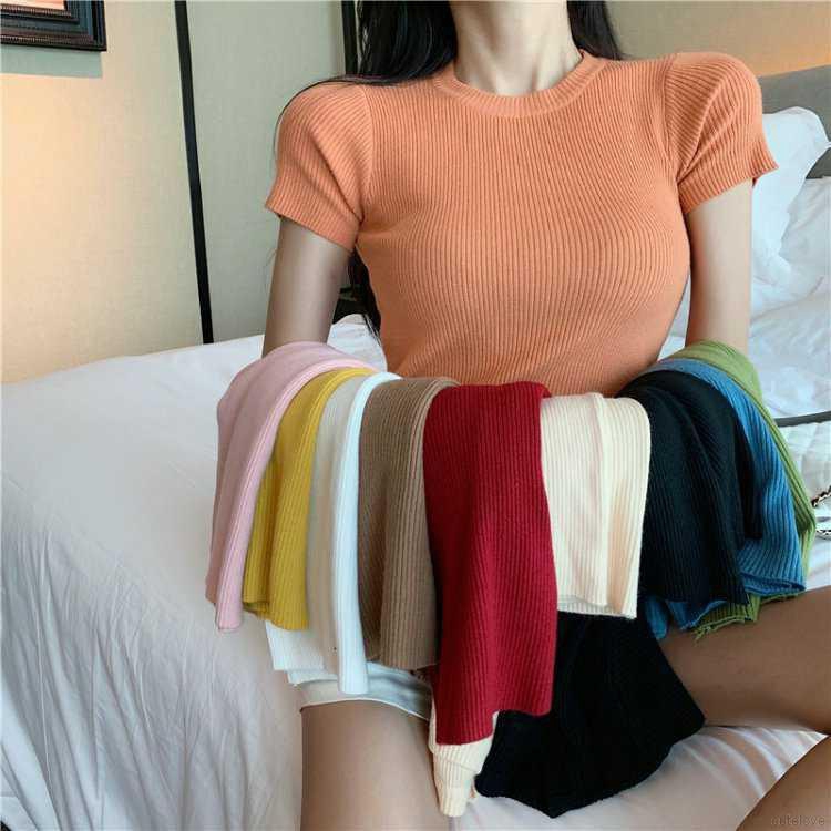 Áo dệt kim dáng ôm tay ngắn cổ tròn gợi cảm phong cách Hàn cho nữ | BigBuy360 - bigbuy360.vn