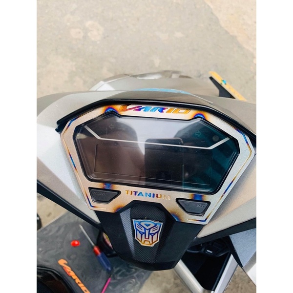 Tem Titan Logo CNC Có Sẵn Keo Dán 3M Chắc Chắn