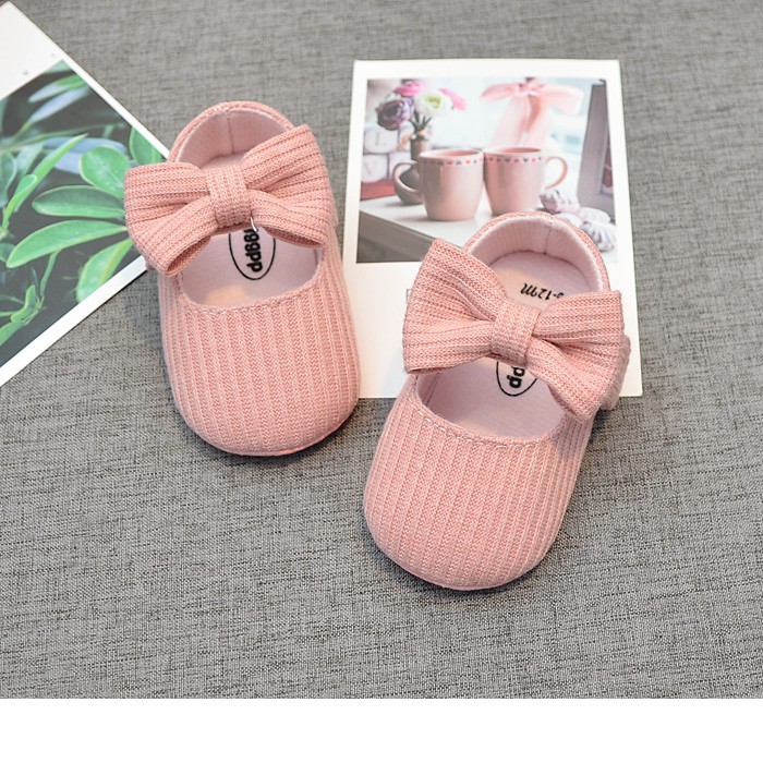 Giày tập đi cho bé đế cao su chống trơn trượt đính nơ siêu dễ thương