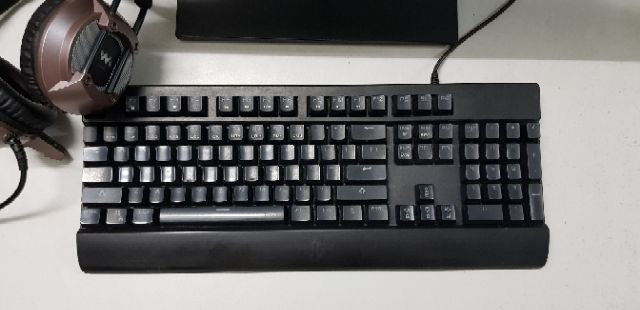 Bàn phím cơ Warship KM102- Mất led một vài phím