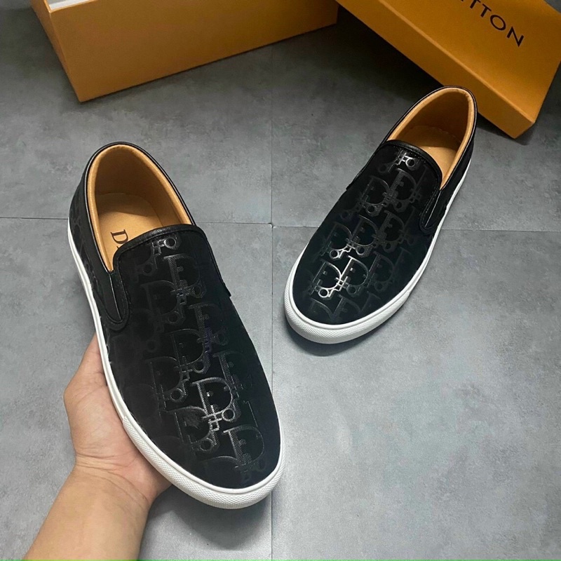 Giày slipon nam dio.r da lộn dập chữ đế đúc tăng chiều cao hàng Fullbox.