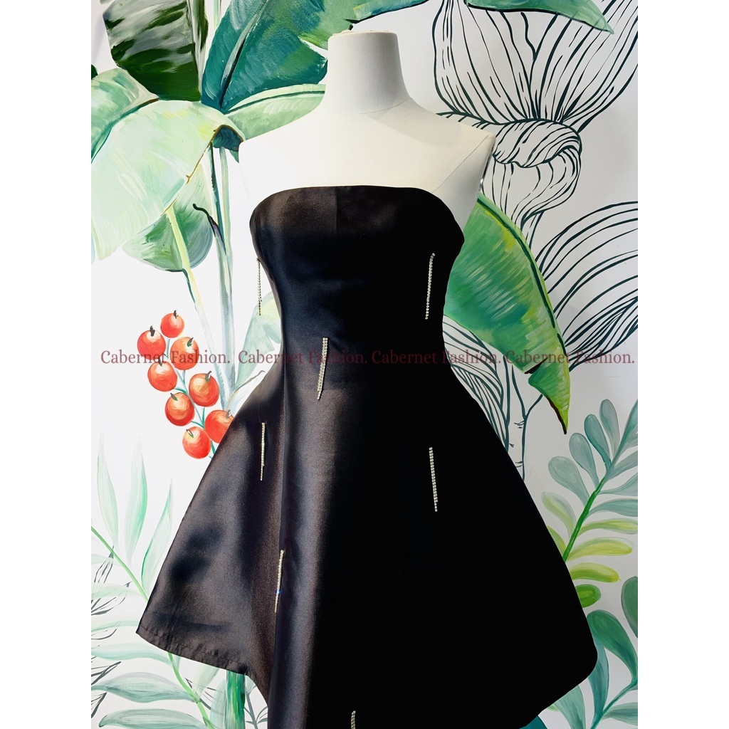 Đầm Starring Dress - đính đá sang trọng