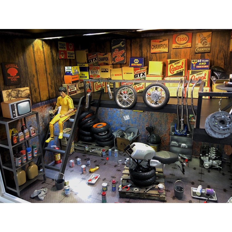 Mô hình tủ trưng nhớt 1/12