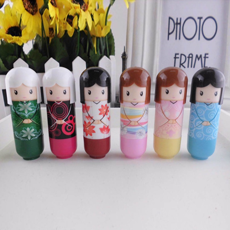 Son dưỡng ẩm lâu trôi hình búp bê dễ thương