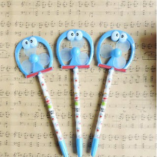 D44 bút quạt doraemon bút dễ thương viết gel
