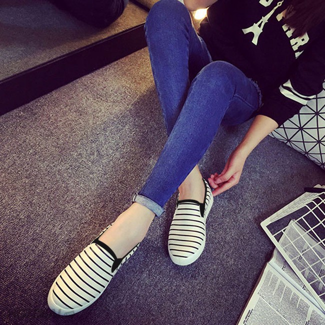 GIÀY LƯỜI SLIP ON ÊM CHÂN GIÁ TỐT(MẪU 1)