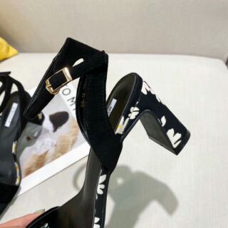 Sandal cao cấp hoa cúc
