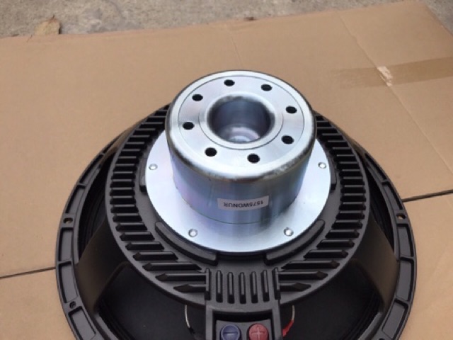 Loa bass neo 40 rcf