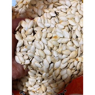 Hạt bí sạch rang tay
