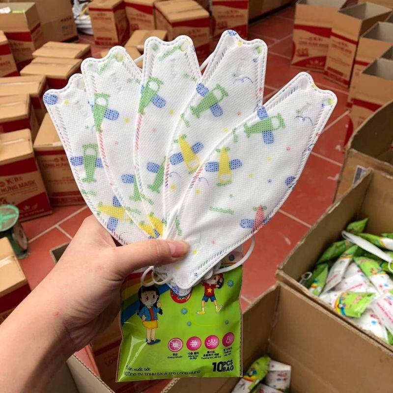 Khẩu trang cá cho bé