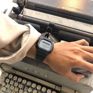 Đồng hồ nam nữ mặt tráng gương casio g-shock dw-5600bbma - kích thước 48.9 x 42.8 x 13.4mm